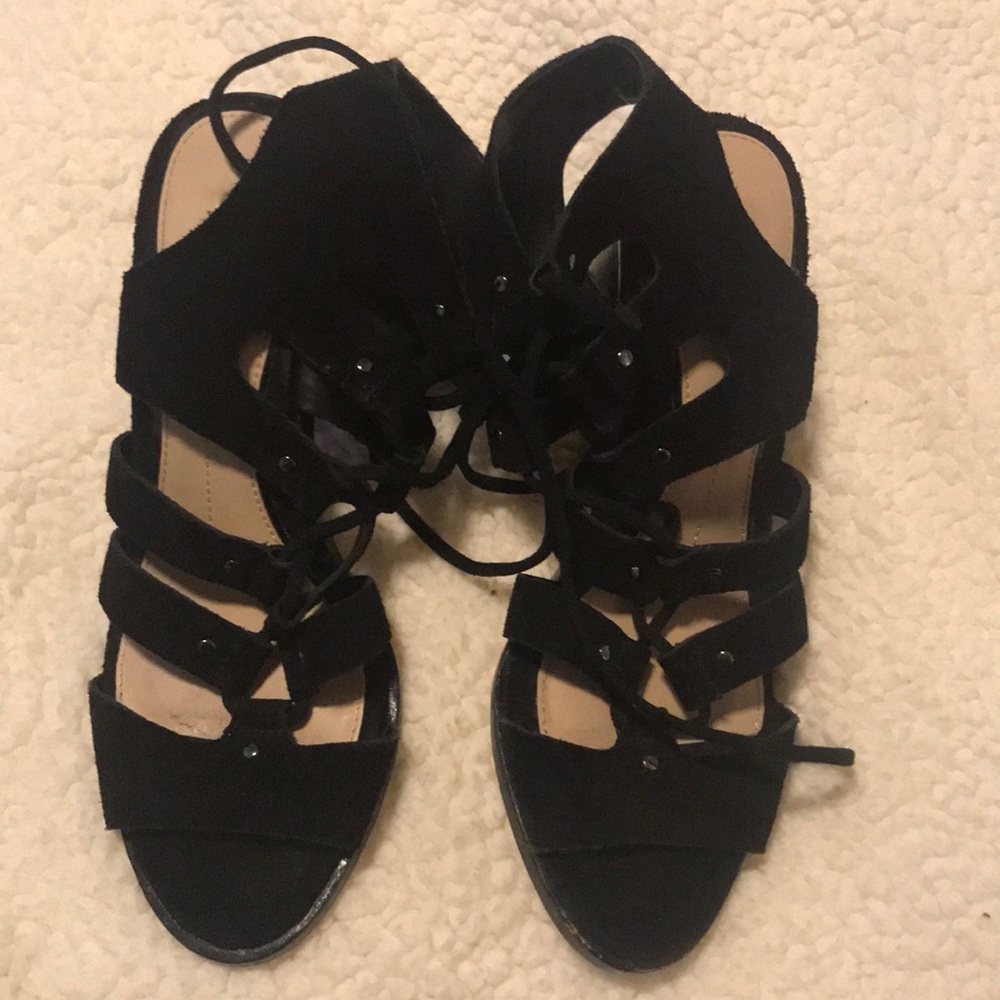 Black Gianni Bini heels